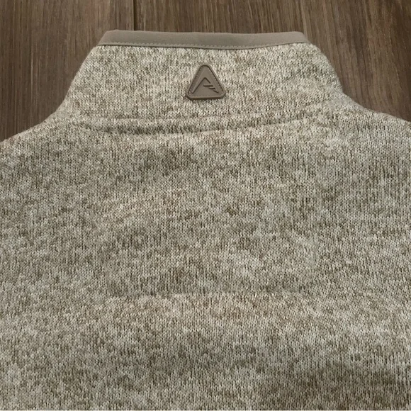 Providence College Friars Pullover Fleece (Small) - Picture 6 of 8